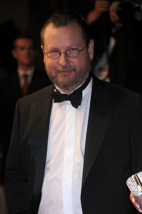 Rai, il sesso esplicito di Von Trier va in onda di pomeriggio Rai, il sesso esplicito di Von Trier va in onda di pomeriggio