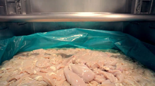 McDonald’s svela i segreti dei Nuggets: “Ecco come li facciamo” McDonald’s svela i segreti dei Nuggets: “Ecco come li facciamo”
