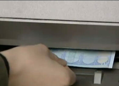 VIDEO: Bankitalia: crolla reddito famiglie, 36% non arriva a fine mese