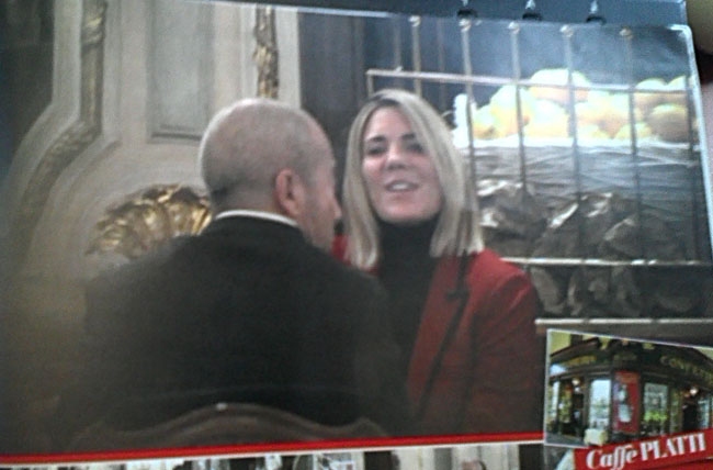 L’ex moglie di Pirlo paparazzata con l’ex della sua nuova fiamma L’ex moglie di Pirlo paparazzata con l’ex della sua nuova fiamma