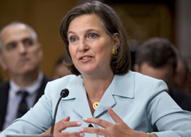 La vice di Kerry offende l’Ue: “Che l’Europa si fotta”. Poi si scusa