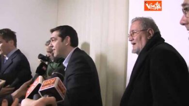 VIDEO: Tsipras saluta e ringrazia in italiano