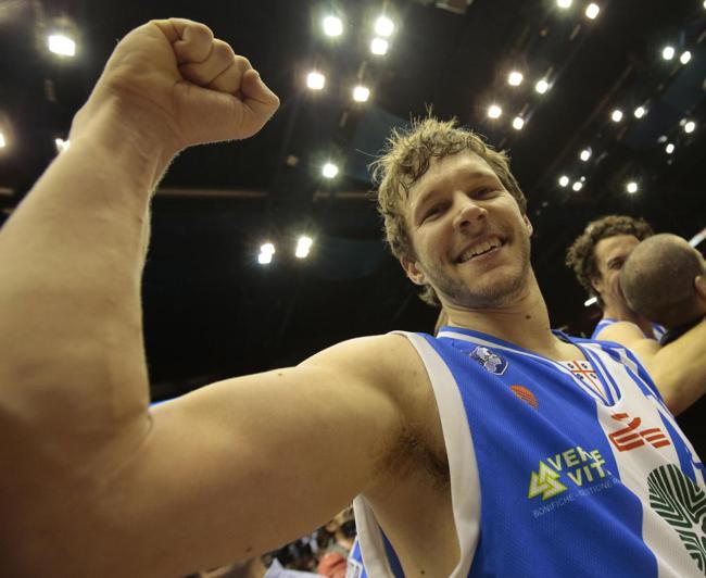Sassari nella storia: prima Coppa Italia nella tana della delusa Milano