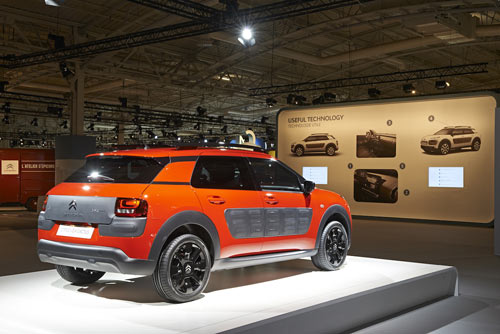 At voilà: la nuova Citroen C4 Cactus At voilà: la nuova Citroen C4 Cactus