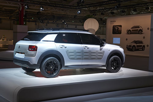 At voilà: la nuova Citroen C4 Cactus At voilà: la nuova Citroen C4 Cactus