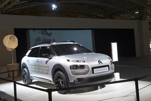 At voilà: la nuova Citroen C4 Cactus At voilà: la nuova Citroen C4 Cactus