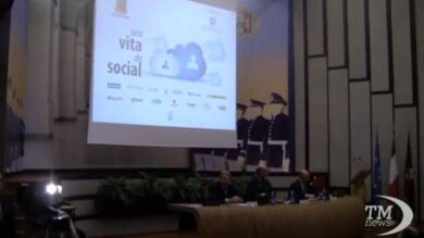 VIDEO: “Una vita da social”: Polizia sul Web contro cyber bullismo
