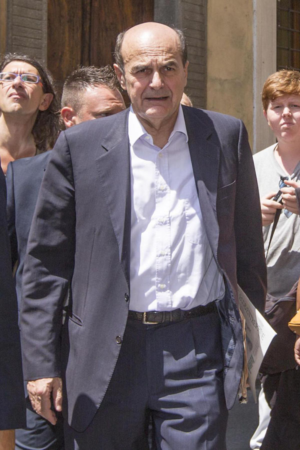 Ecco le immagini della convalescenza di Pierluigi Bersani Ecco le immagini della convalescenza di Pierluigi Bersani
