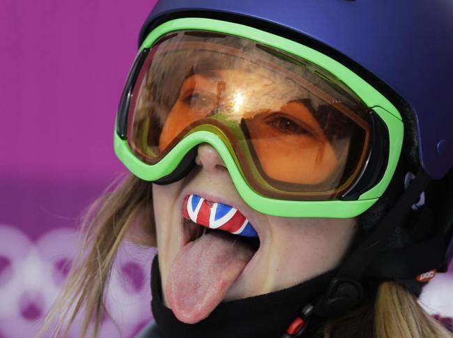 Freestyle show, la 19enne canadese d’oro, i voli le cadute e… FOTO
