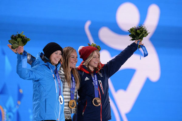 Silje Norendal incanta Sochi. Show osé della russa Graf
