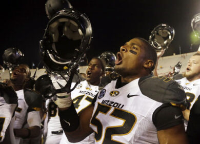 Outing nel football, Sam “un gay fiero” che ora rischia la carriera