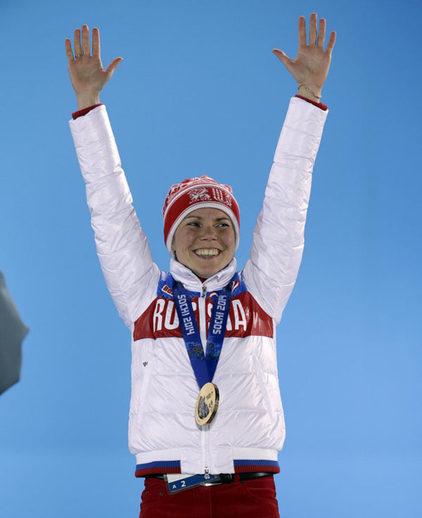 Silje Norendal incanta Sochi. Show osé della russa Graf