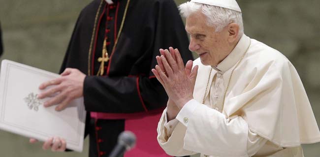 La verità sulle dimissioni di Raztinger. Padre Georg: “Fu uno choc” La verità sulle dimissioni di Raztinger. Padre Georg: “Fu uno choc”