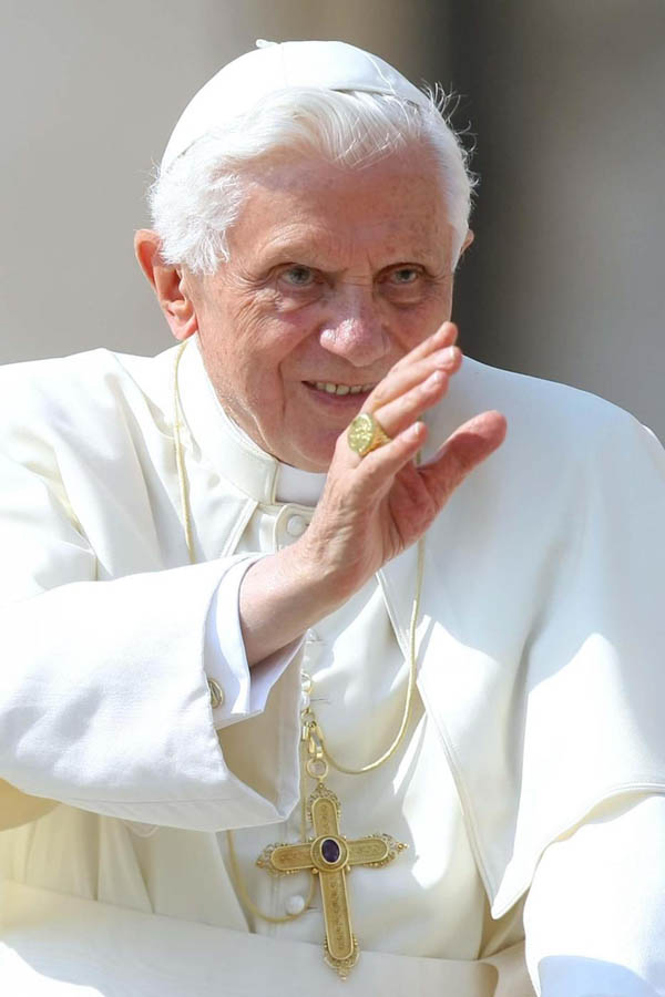 La verità sulle dimissioni di Raztinger. Padre Georg: “Fu uno choc” La verità sulle dimissioni di Raztinger. Padre Georg: “Fu uno choc”