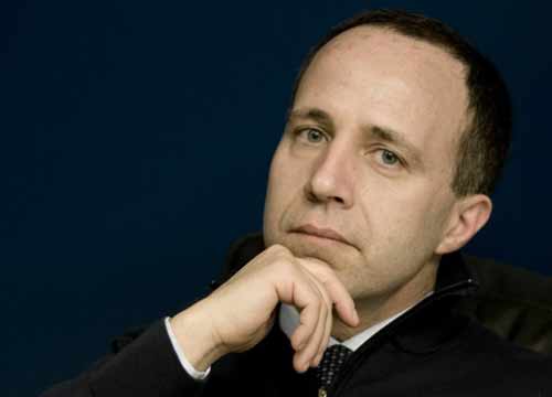 Premio Strega, ecco chi sfiderà Francesco Piccolo. Per Bompiani due opzioni…