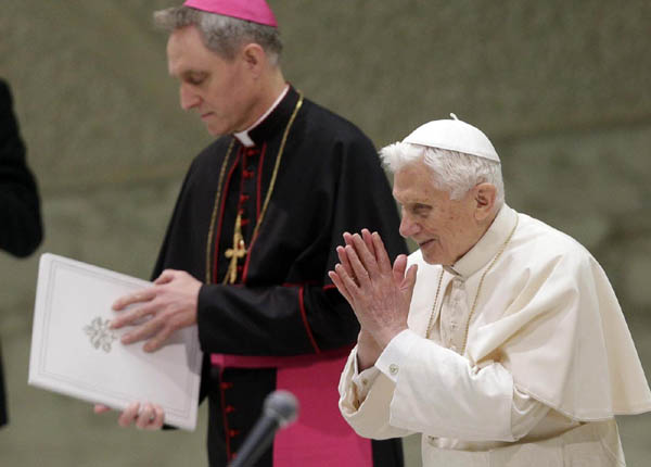 Ratzinger fu “spinto” a lasciare? Le sue dimissioni non sono valide Ratzinger fu “spinto” a lasciare? Le sue dimissioni non sono valide