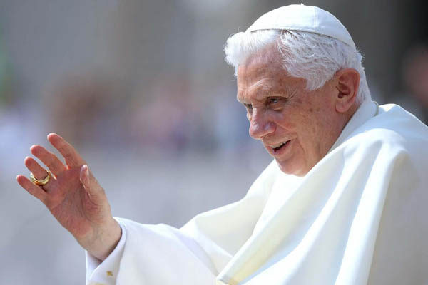 Ratzinger fu “spinto” a lasciare? Le sue dimissioni non sono valide Ratzinger fu “spinto” a lasciare? Le sue dimissioni non sono valide
