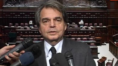 VIDEO: Brunetta: “Renzi ha sfiduciato Letta”