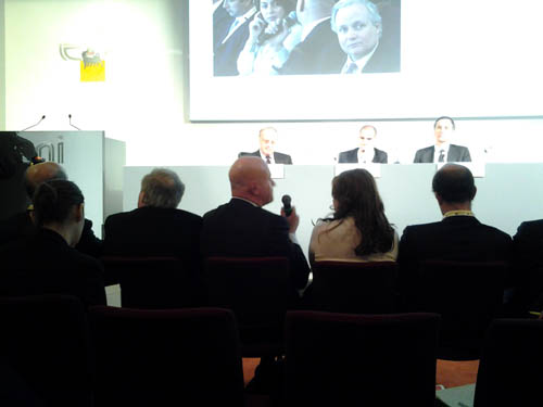 Scaroni accelera sul cashflow: ecco il piano industriale dell’Eni