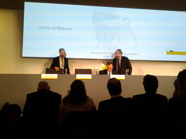 Scaroni accelera sul cashflow: ecco il piano industriale dell’Eni