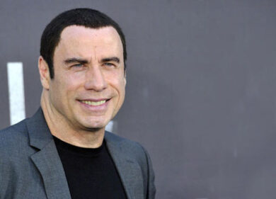 Grande ritorno per John Travolta: “Voglio recitare nel prossimo 007”