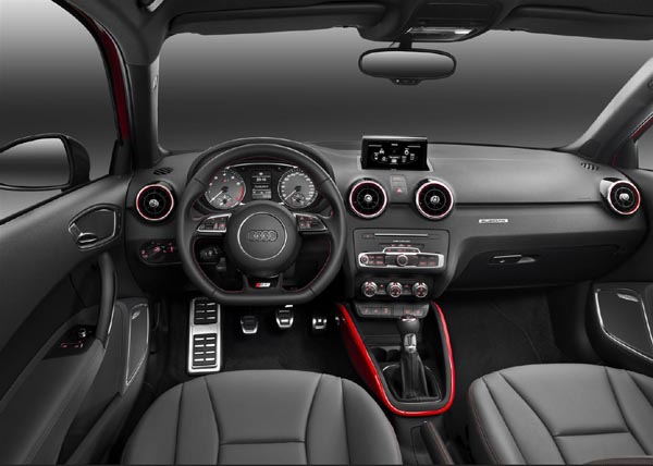 Audi presenta la S1 e la S1 Sportback, i nuovi modelli di punta della gamma A1 Audi presenta la S1 e la S1 Sportback, i nuovi modelli di punta della gamma A1