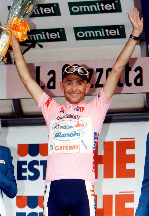 Pantani, ricordo 10 anni dopo. Mamma Tonina: “Riaprite l’inchiesta”
