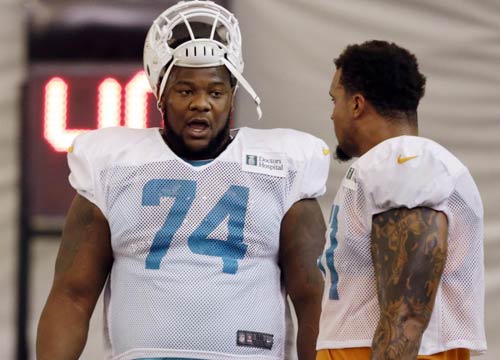 Football Usa, rapporto choc sui Miami Dolphins: abusi, violenze e omofobia Football Usa, rapporto choc sui Miami Dolphins: abusi, violenze e omofobia