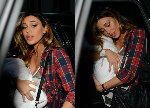 Belen e Stefano a letto: la foto che fa impazzire i fans