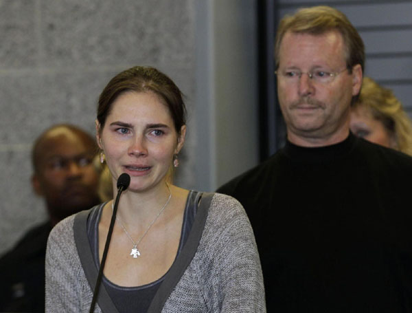 Sollecito giura: “Non ho ucciso io Meredith, guardavo un film sul pc”