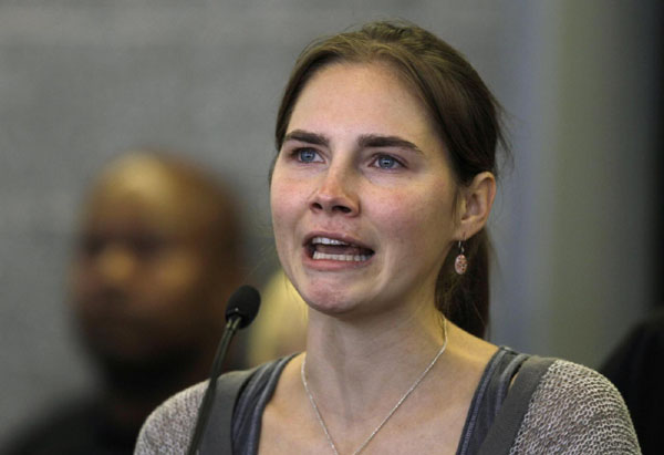 Sollecito giura: “Non ho ucciso io Meredith, guardavo un film sul pc”