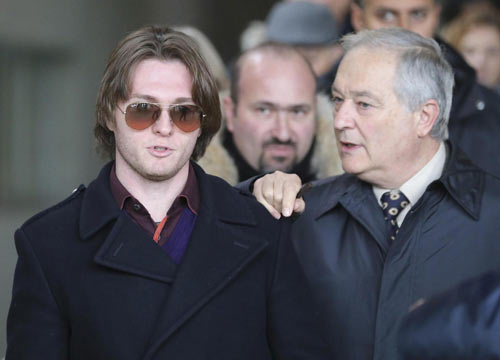 Sollecito giura: “Non ho ucciso io Meredith, guardavo un film sul pc”