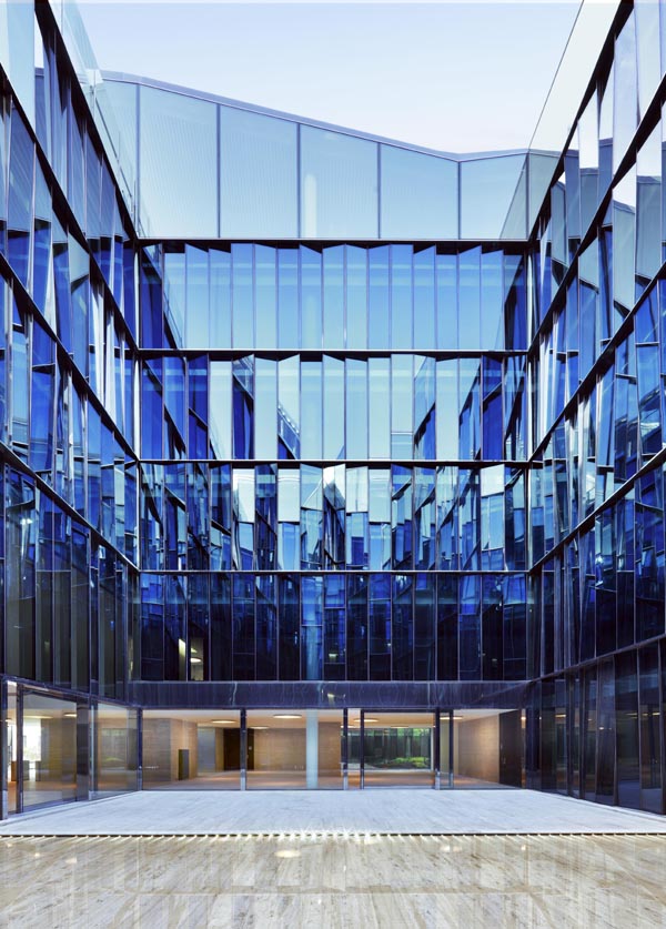 Premio Architetto italiano a Piuarch. Da Porta Nuova a San Pietroburgo Premio Architetto italiano a Piuarch. Da Porta Nuova a San Pietroburgo