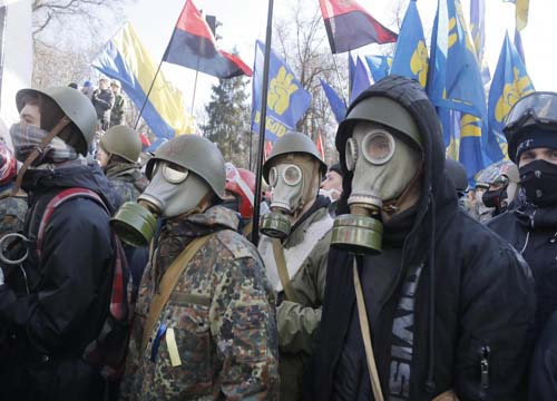 Caos Ucraina/ Scatta l'”operazione antiterrorismo”, pronto l’esercito