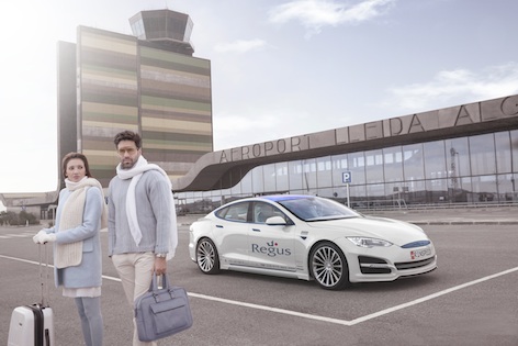 Il luogo di lavoro del futuro? E’ l’auto che si guida da sola. Foto