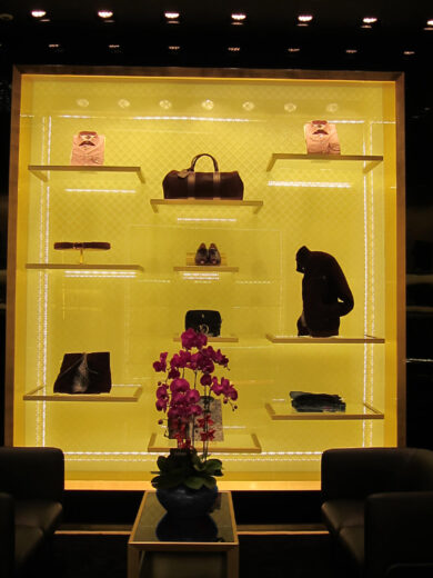 Briatore conquista l’Estremo Oriente. Billionaire Couture apre in Asia. FOTO