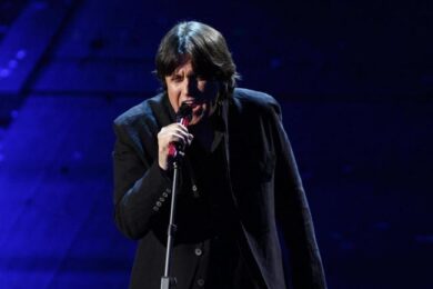 Non basta la Casta in lingerie: Sanremo giù con gli ascolti