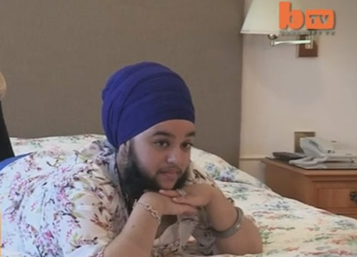 La donna più barbuta del mondo: “Dio mi ha voluta così”