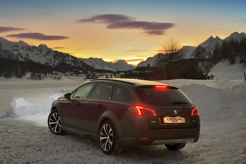Mercato auto, fine di una dinastia: Stato e Cina entrano in Peugeot
