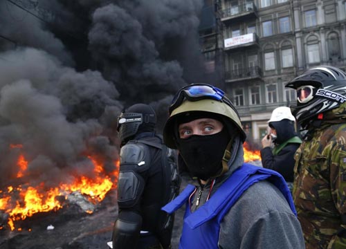Caos Ucraina/ Scatta l'”operazione antiterrorismo”, pronto l’esercito