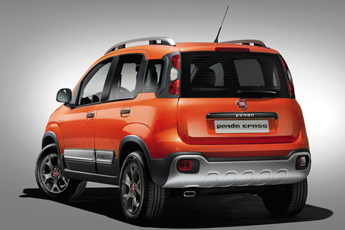 Debuttano a Ginevra la Fiat Panda Cross e Fiat Freemont Cross
