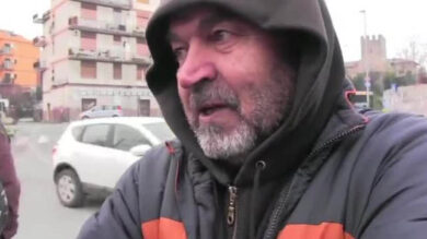 In fila per diventare schiavi a 20 €. Lavoro nero, l’esercito dei 10mila
