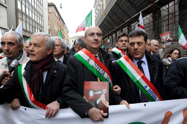 Gli avvocati spiegano la protesta: “Sulla giustizia una tassa subdola” Gli avvocati spiegano la protesta: “Sulla giustizia una tassa subdola”