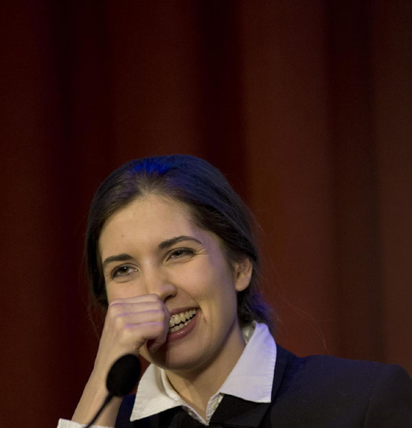 Sochi, tornano le Pussy Riot. Bernard Lévy choc: “Fermate i Giochi” Sochi, tornano le Pussy Riot. Bernard Lévy choc: “Fermate i Giochi”
