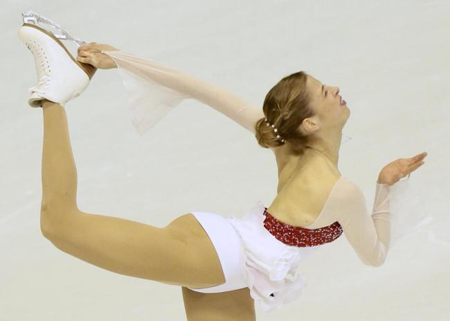 Adelina Sotnikova e Carolina Kostner, “passaggio” di consegne Adelina Sotnikova e Carolina Kostner, “passaggio” di consegne