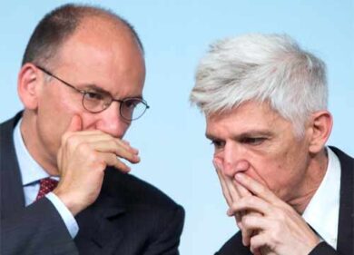 Esce Bray ed entra Padoan. Il rottamato D’Alema colpisce ancora