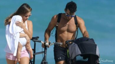 VIDEO: Miami, Lola Ponce nasconde la pancia della seconda gravidanza