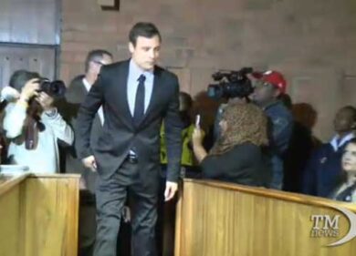 VIDEO: Sudafrica, polemica su presenza telecamere a processo Pistorius