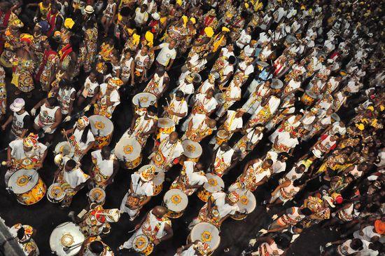 Due mln di maschere di Carnevale tossiche. Rischi per pelle e occhi Due mln di maschere di Carnevale tossiche. Rischi per pelle e occhi