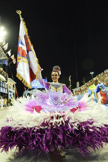 Due mln di maschere di Carnevale tossiche. Rischi per pelle e occhi Due mln di maschere di Carnevale tossiche. Rischi per pelle e occhi